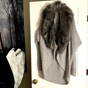 Jennifer Lopez sweater